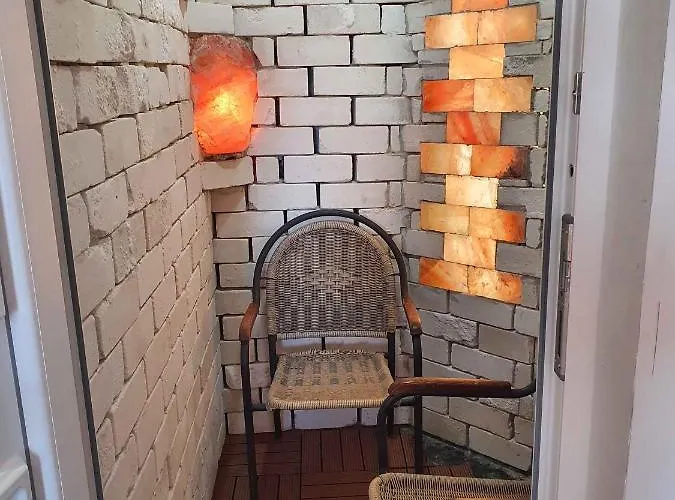 In - Balaton 18964 *