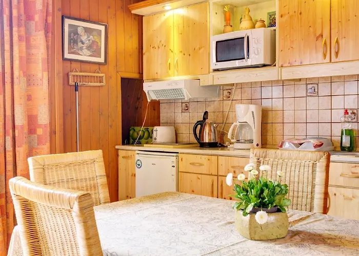 In - Balaton 18964 *